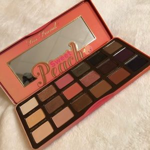Too Faced Sweet Peach Eyeshadow Pallete